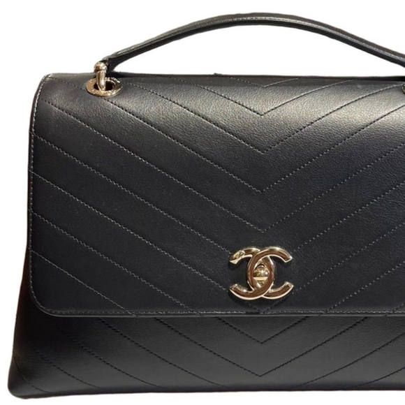 RARE! Authentic! Chanel CC Coco Top Handle Calfskin Quilted Chevron Leather Flap - Picture 3 of 16